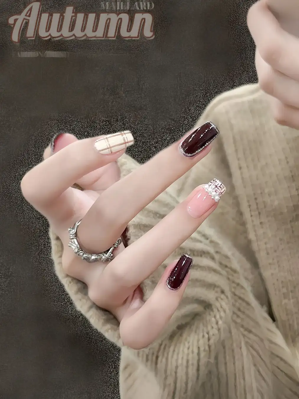 Beautiful nail designs for autumn with unique style